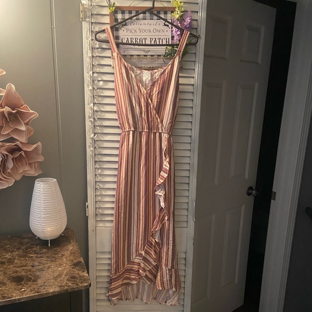 NWT Maxi dress size L